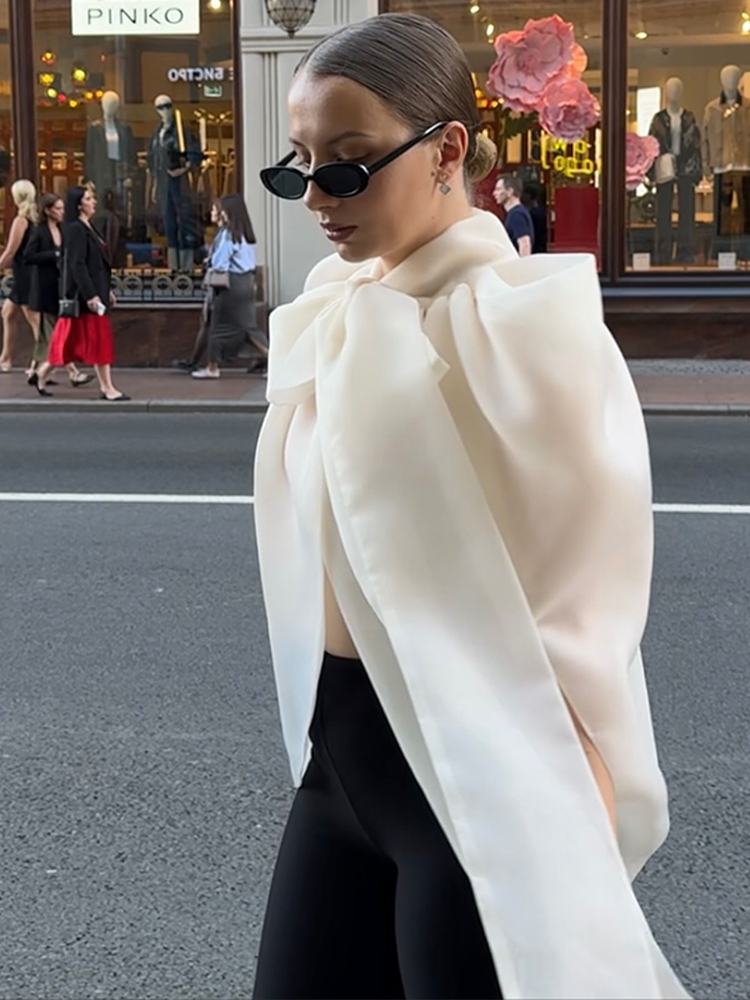 Wrap Blouse Chiffon - توب نسائي عصري بدون أكمام بياقة