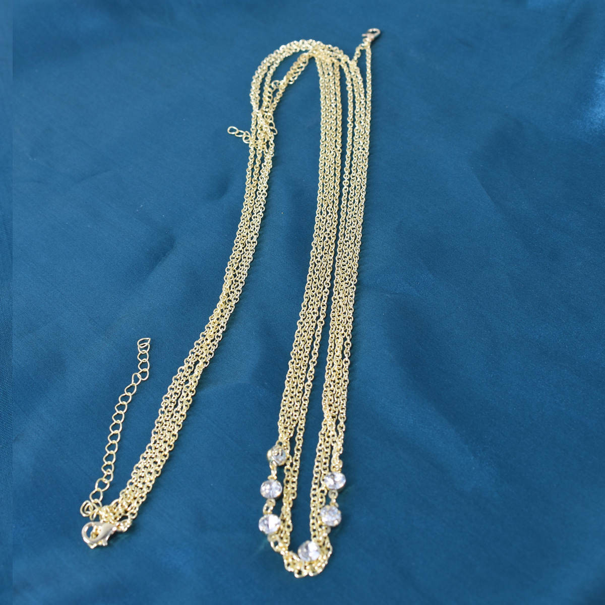 سلسلة صدر كريستالية مستديرة من - مراجعة Women'S Fashion Harness وسعره